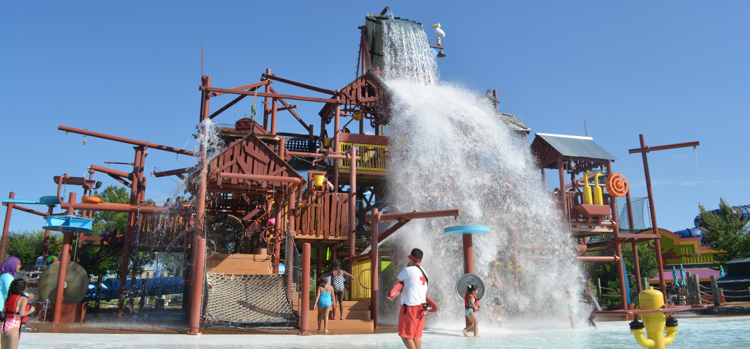  Kentucky Kingdom and Hurricane Bay